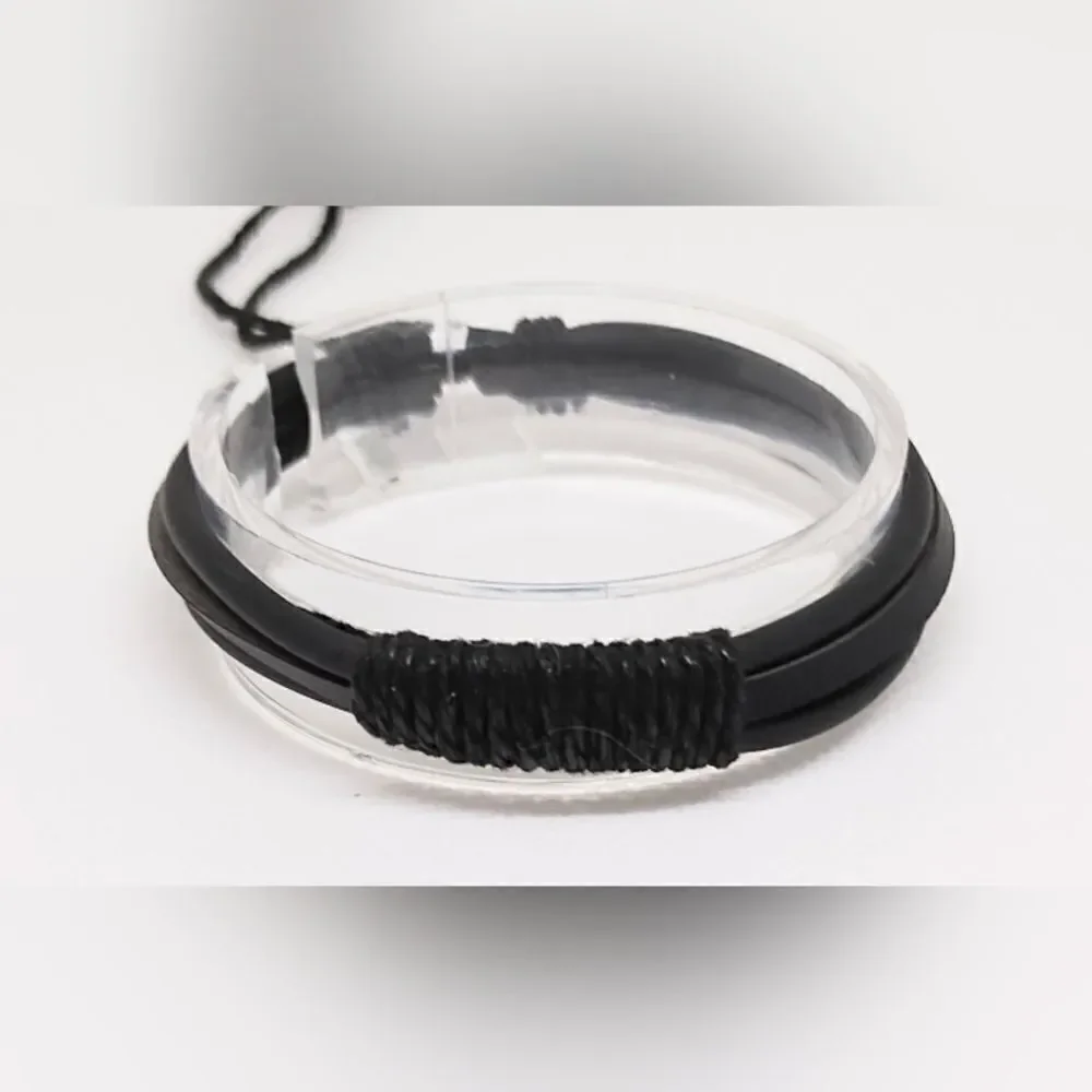 NEW leather bracelet‎ layered black e25